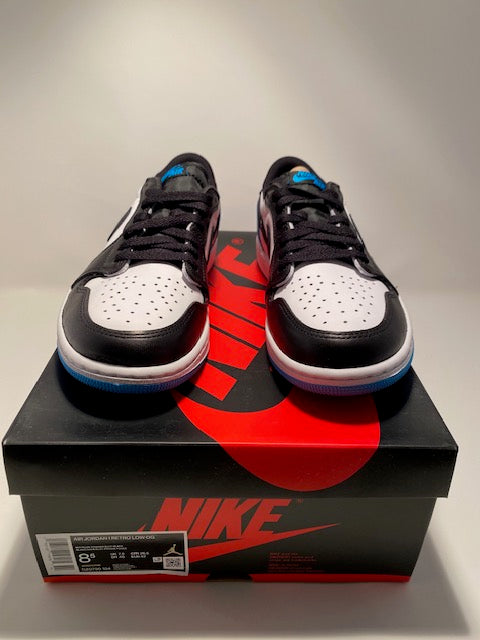 Sneakers Size 8 1/2  (Air Jordan)